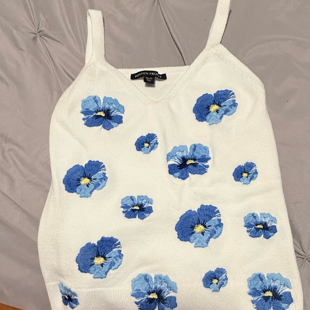 Boston Proper White Top with Blue Floral Accents